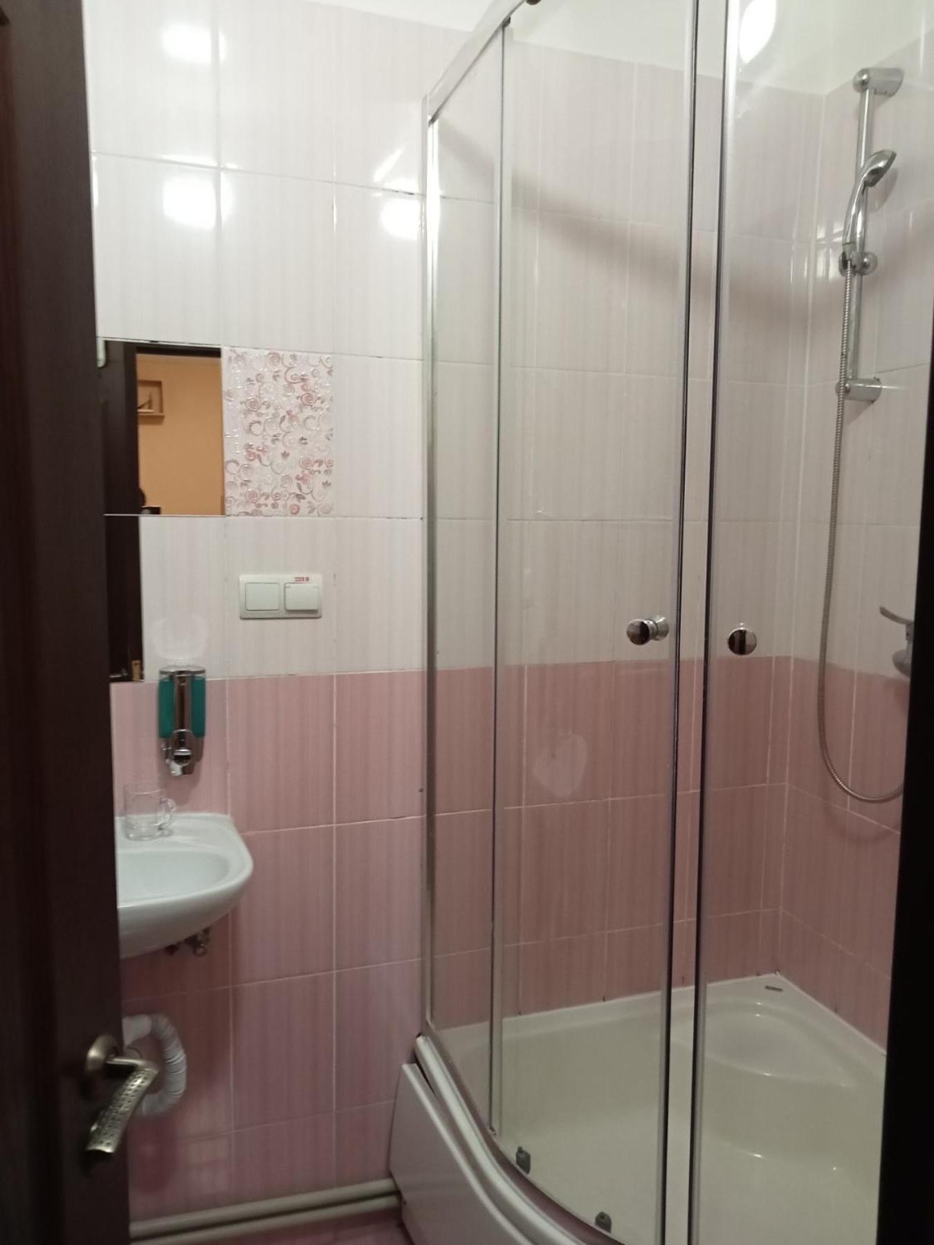 Hostel Iskra Lviv Luaran gambar