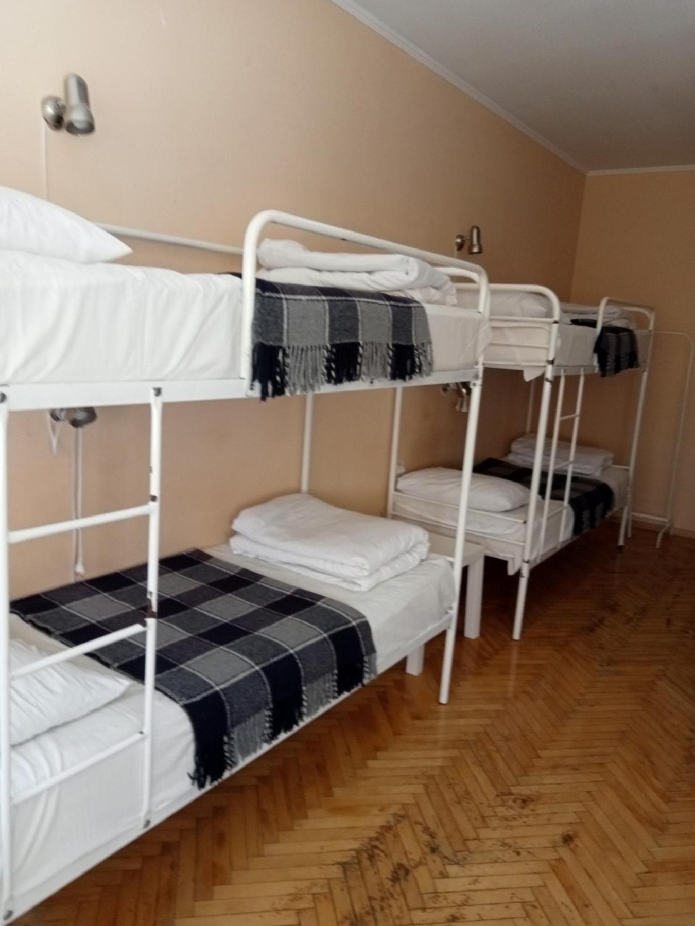 Hostel Iskra Lviv Luaran gambar