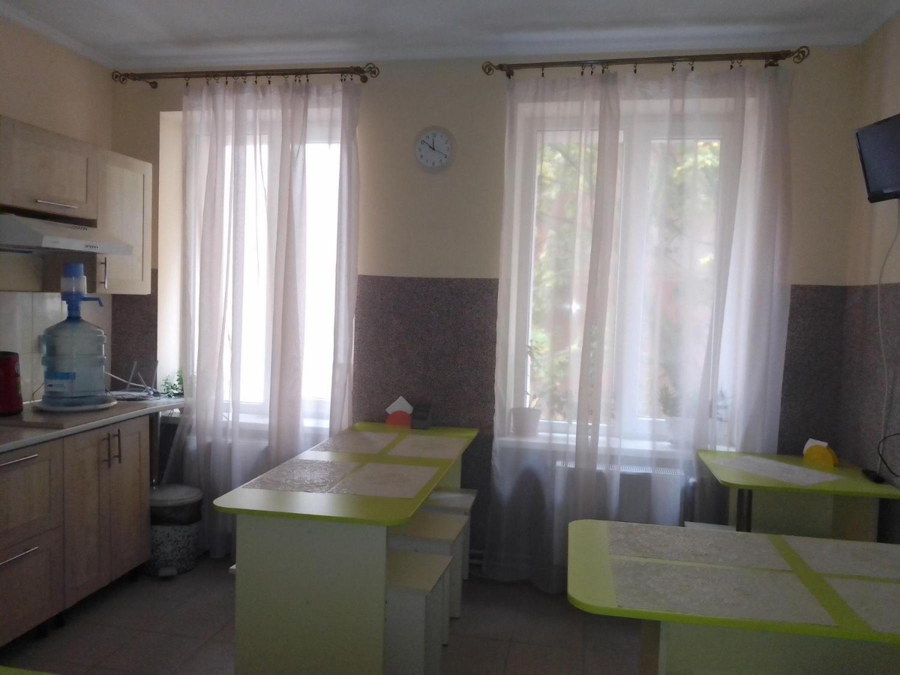 Hostel Iskra Lviv Luaran gambar